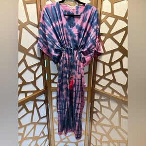 NWT White Waves Tie-Dye Kaftan Dress in Pink and Blue